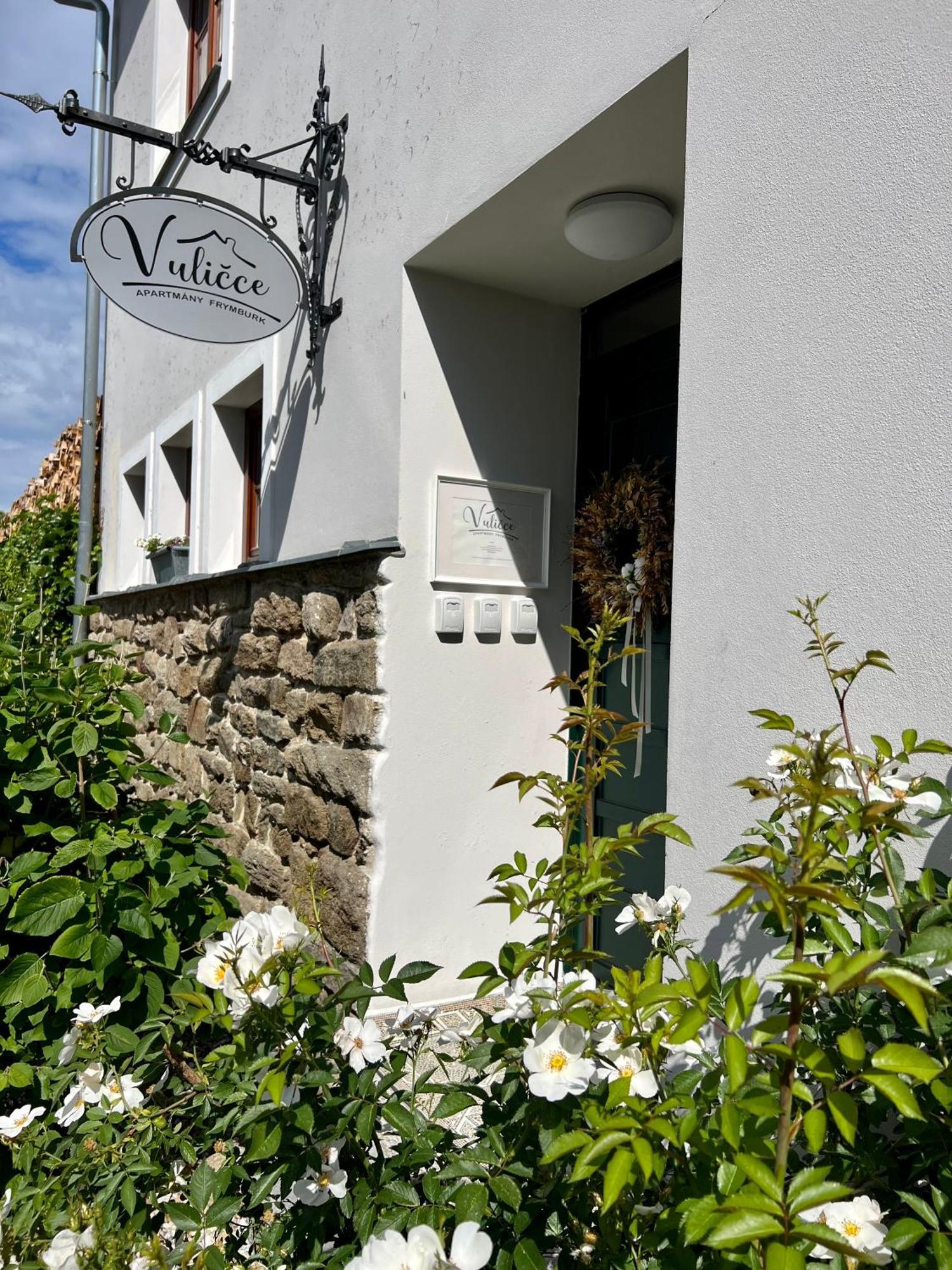 Apartmany V Ulicce Frymburk Exterior photo